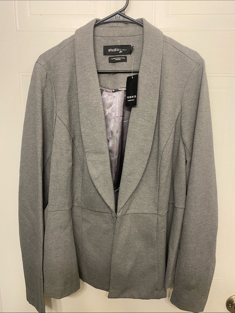 torrid Gray Shawl Collar Blazer size 3 NWT